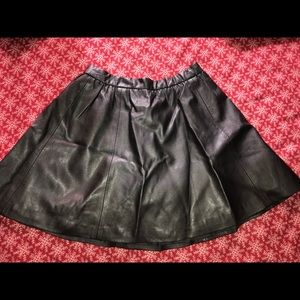 H&M faux leather skirt 6